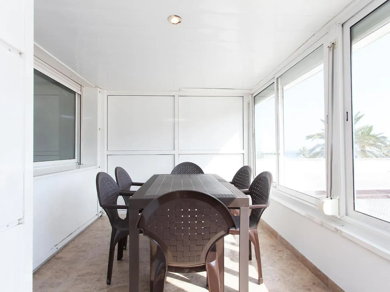 Barcelona Beach Apartment İspanya